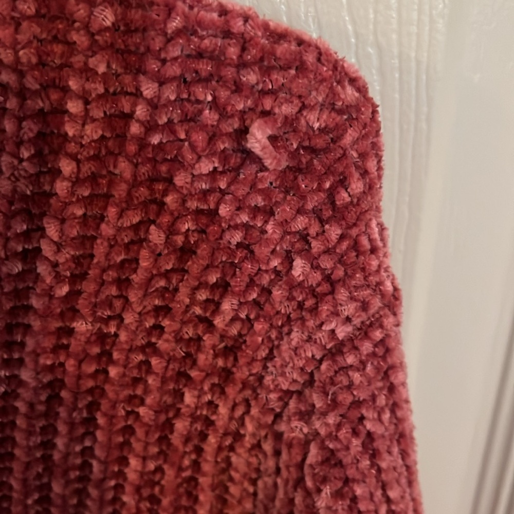 Sweater - Picture 5 of 5